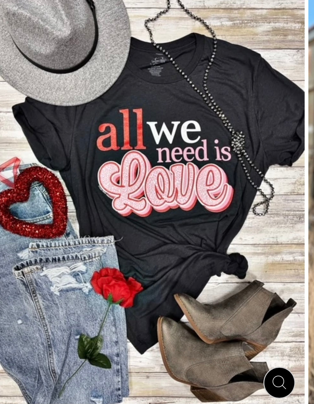 All we need is Love T-shirt