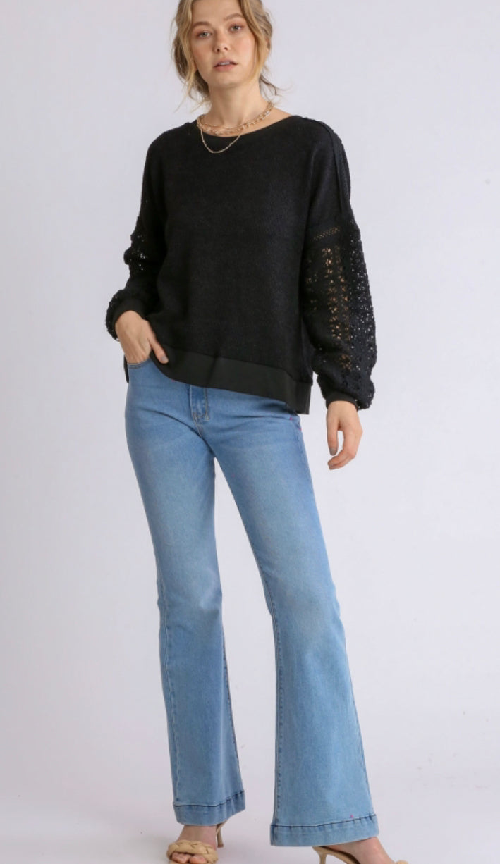 Umgee black lace sleeve