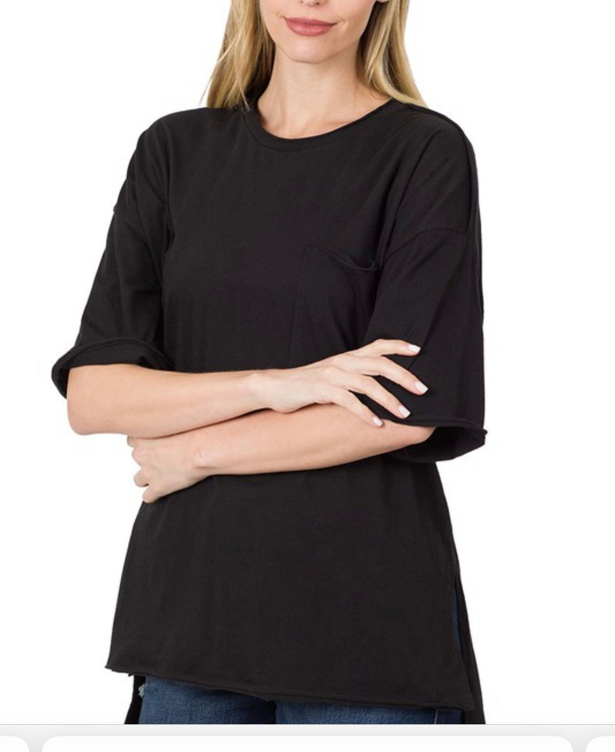 Pocket T-shirt with side slit