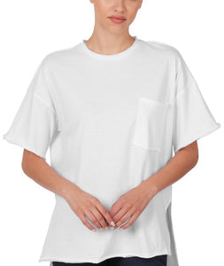 Pocket T-shirt with side slit
