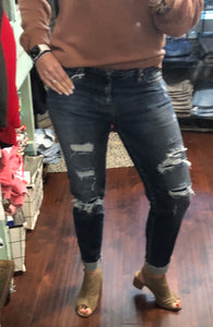 Carrie mid rise distressed jeans